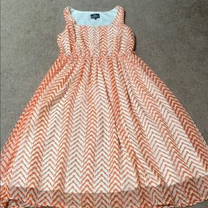 Vibrant Chevron Patterned Small Sleeveless Maxi Dress